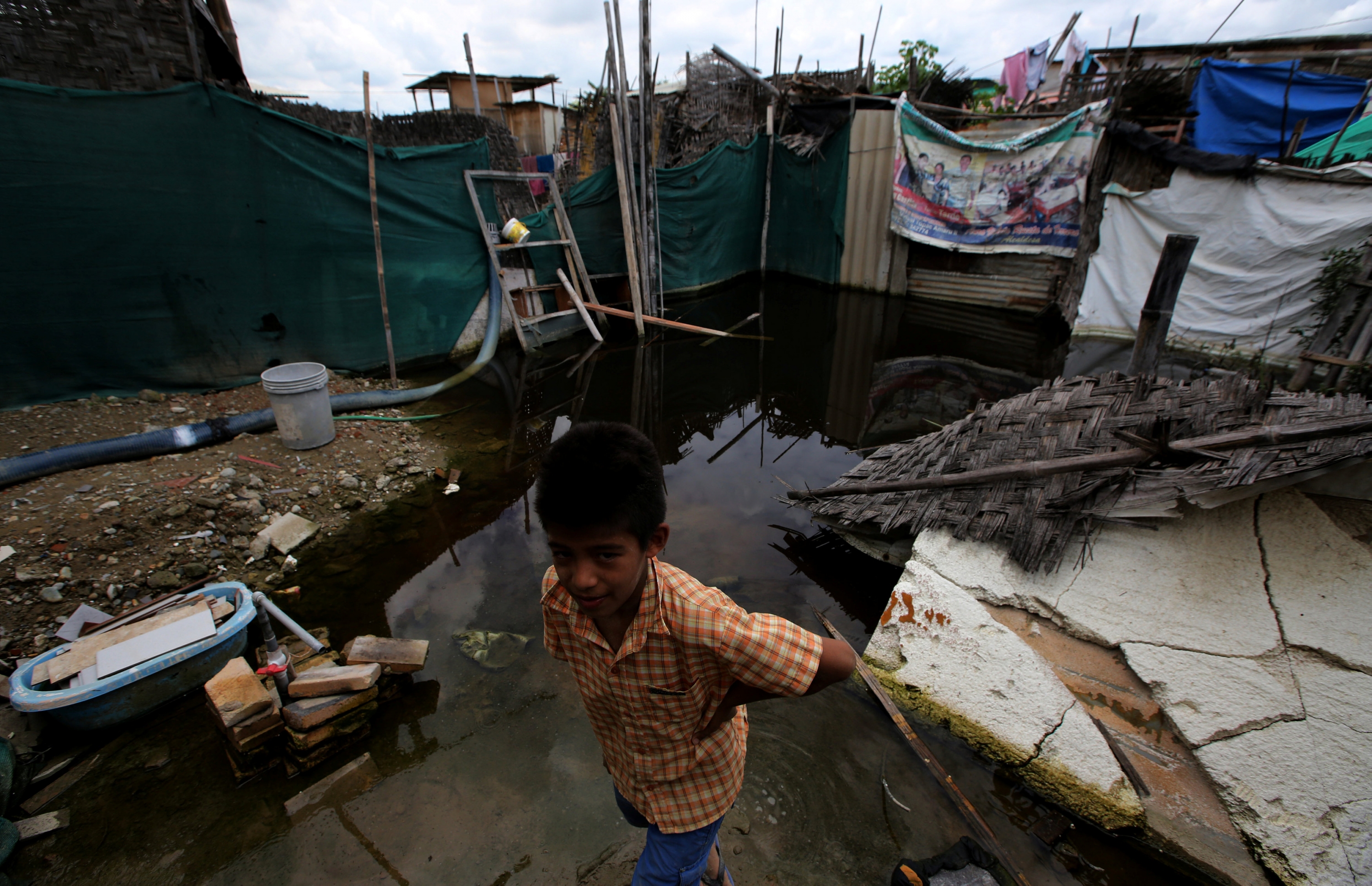 Las inundaciones y deslizamientos de lodo dejaron 170 heridos. Foto: Reuters