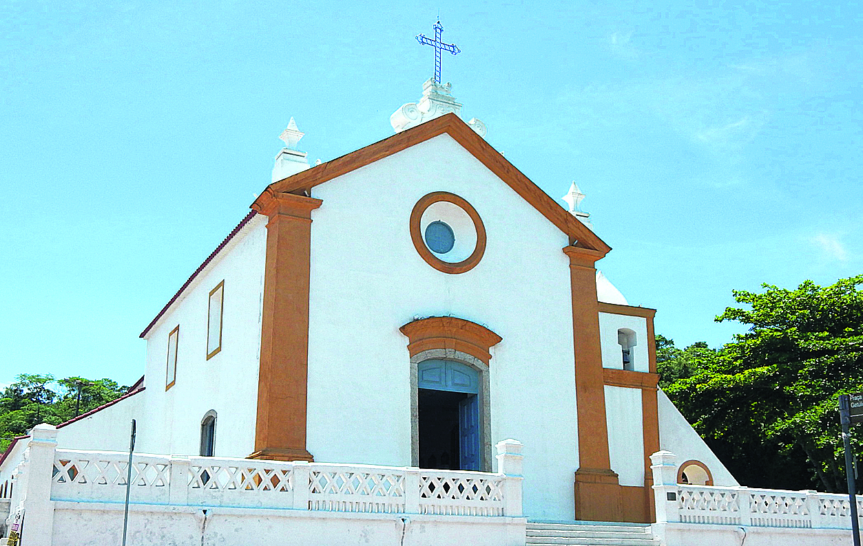 El eterno femenino de una imaginativa pintora