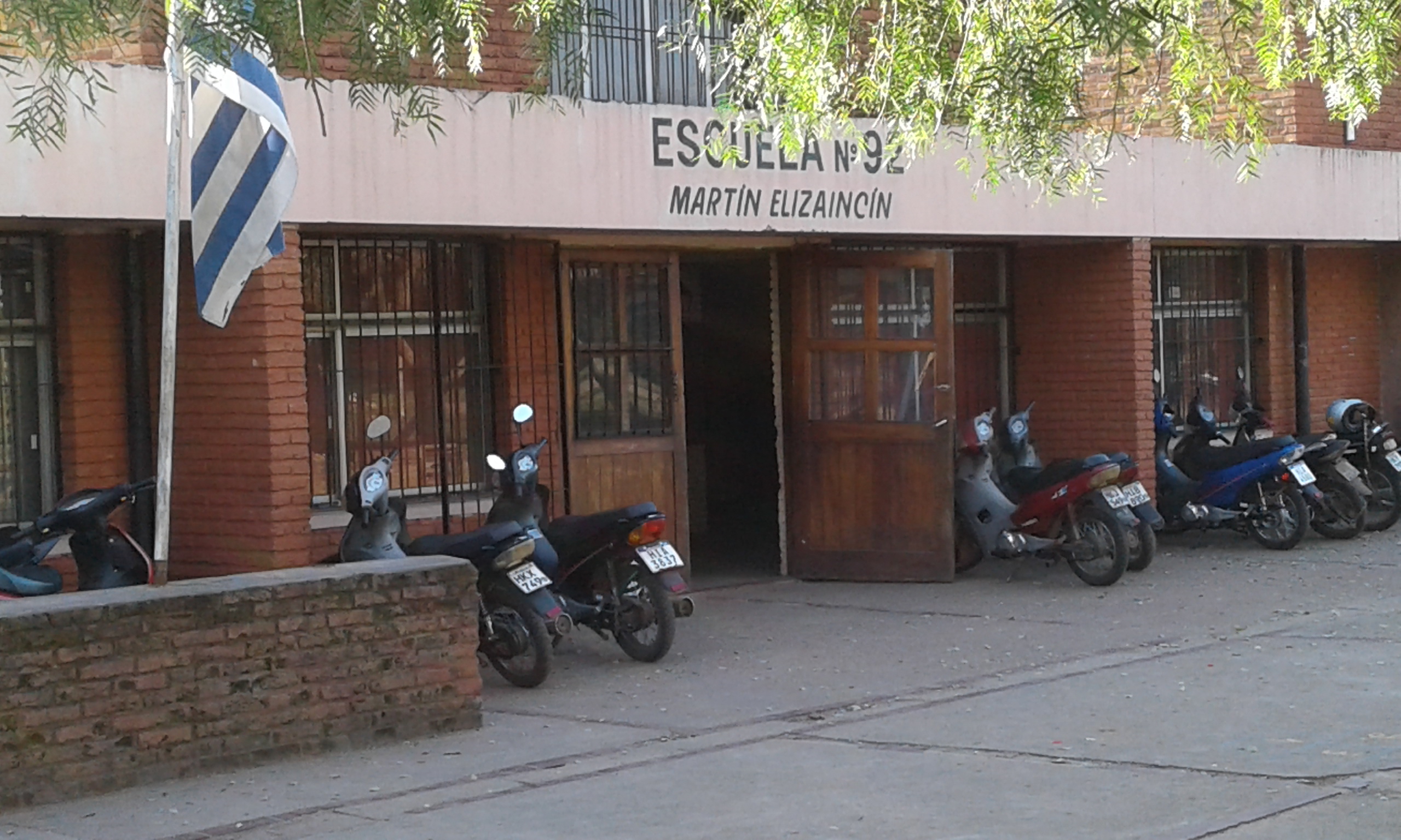 El eterno femenino de una imaginativa pintora