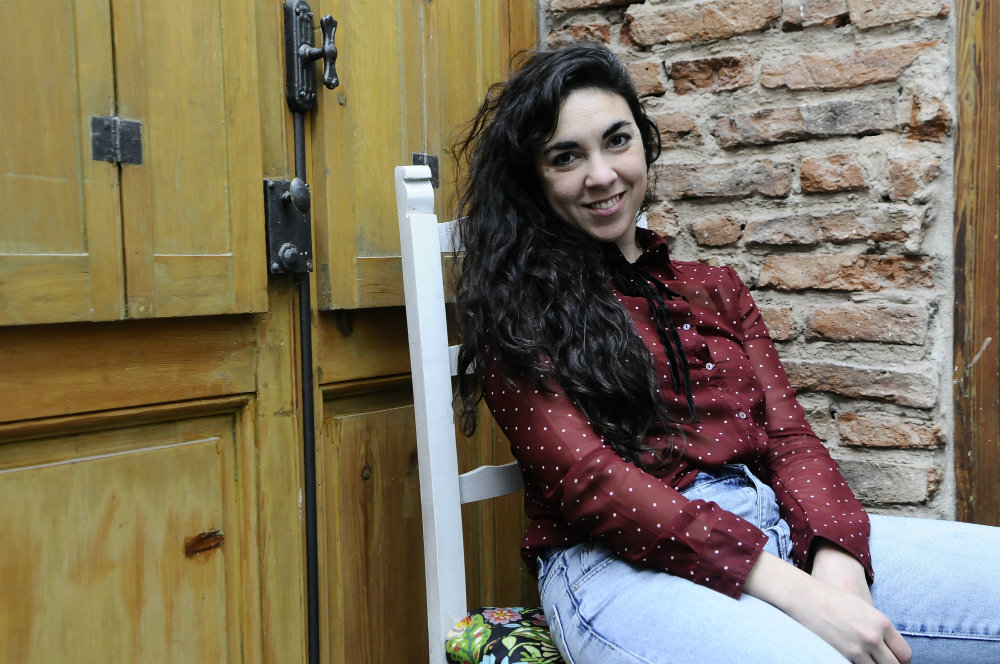 El eterno femenino de una imaginativa pintora