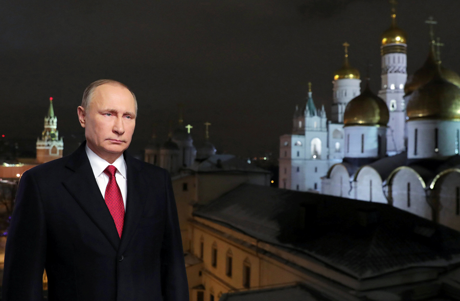 Putin aparece al dar el mensaje por el Año Nuevo a los habitantes de Rusia. Foto: Reuters