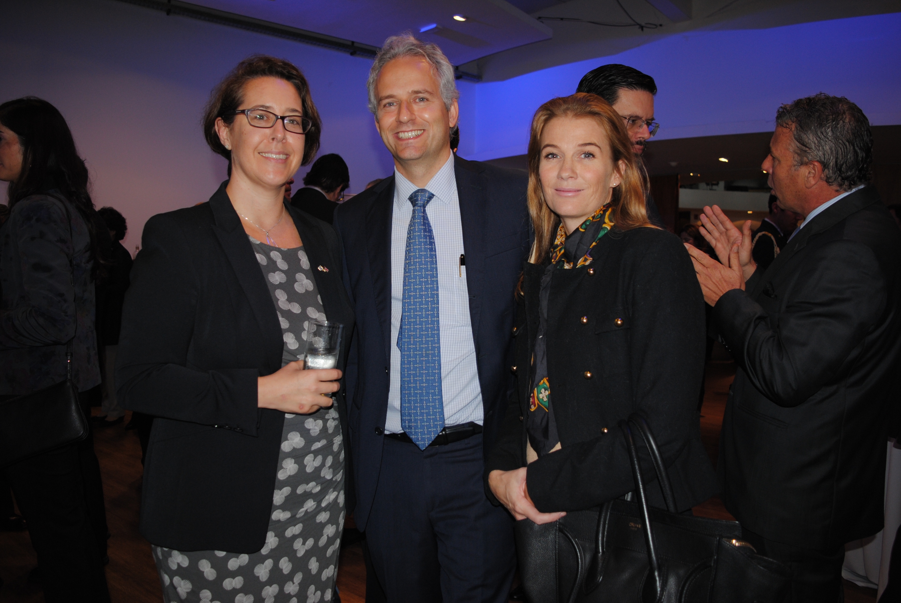 Katherine Felton, Elio y Kristine Cardoso.