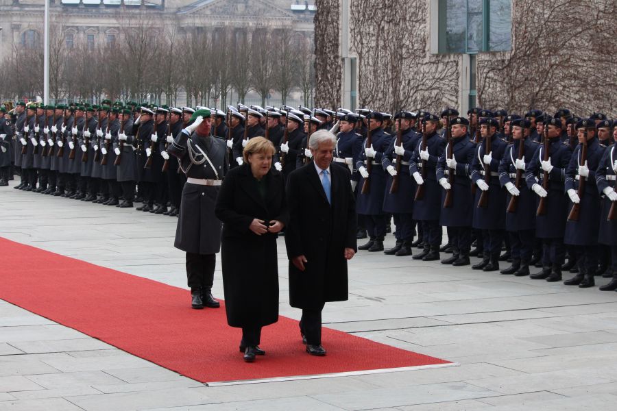 El eterno femenino de una imaginativa pintora