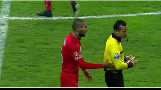 4 expulsiones en 30 segundos en el partido Toluca vs Morelia - Triverio, México