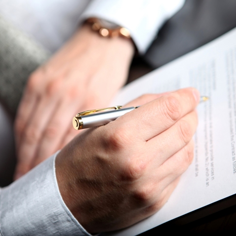 El eterno femenino de una imaginativa pintora