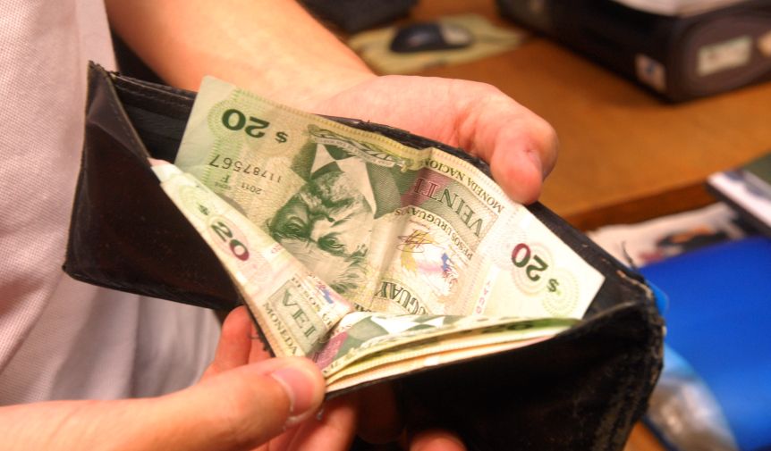 El eterno femenino de una imaginativa pintora