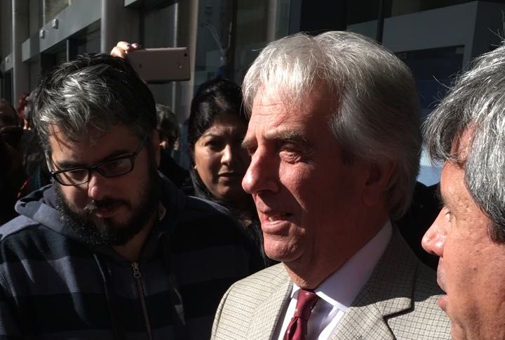 Tabaré Vázquez a la salida del Consejo de Ministros. Foto: El País