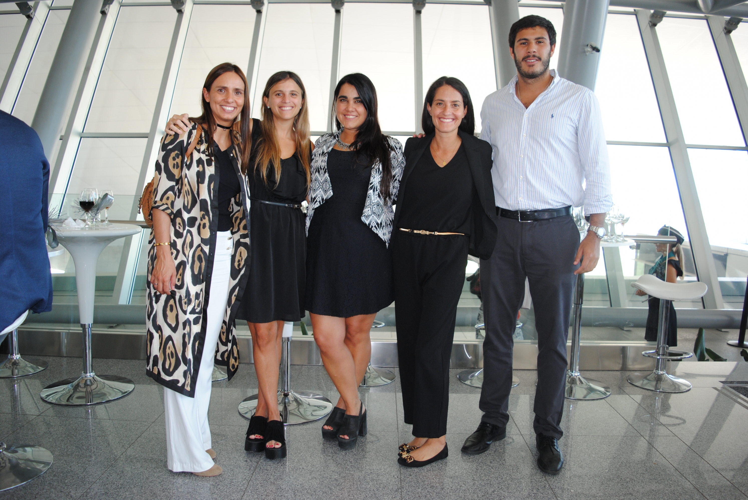 Macarena Zagarzazú, Daniela Puig, María Aguirre, Leticia Caligaris, Daniel Vivas.