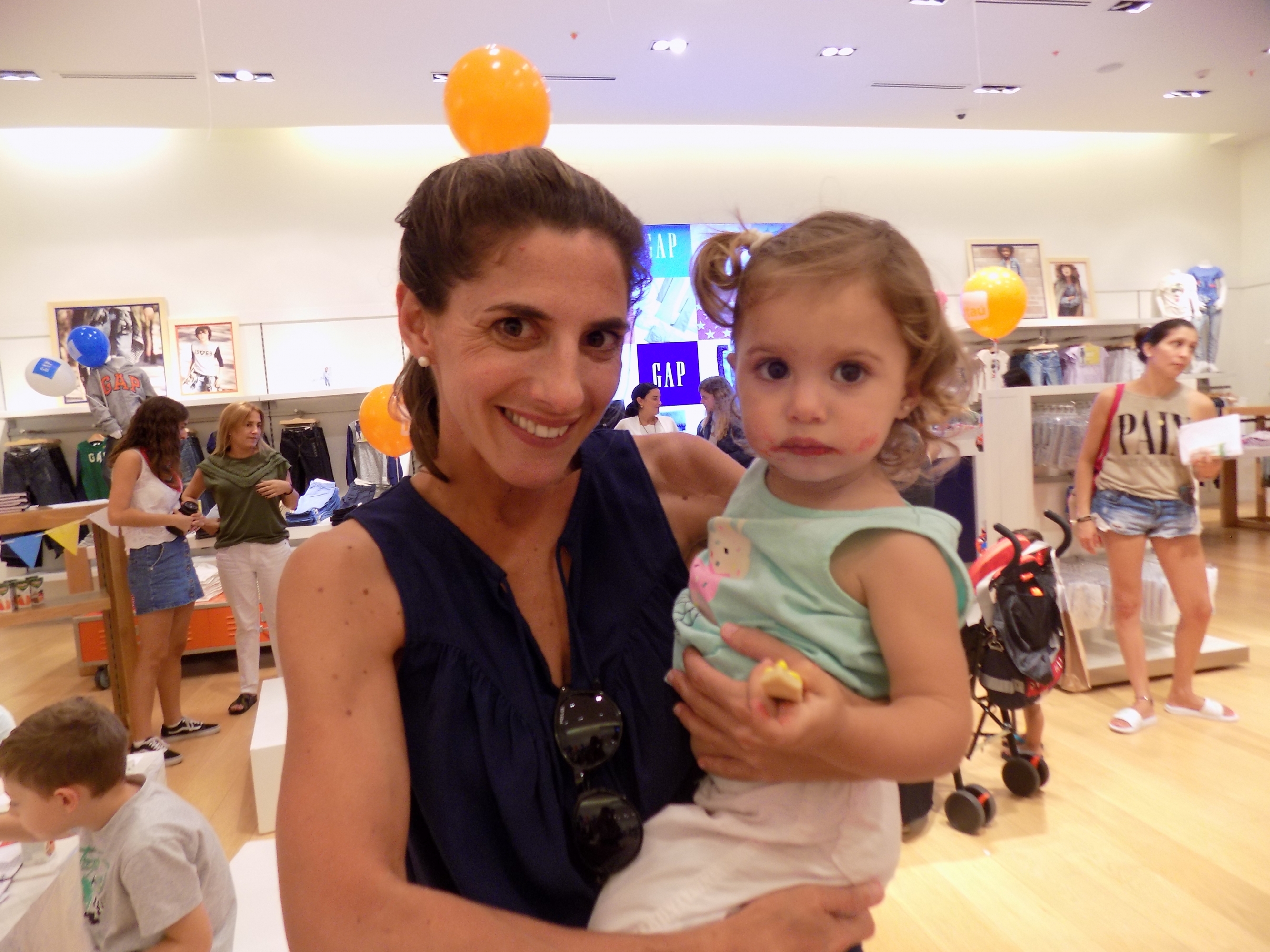 Federica Cash, Justina Portas.