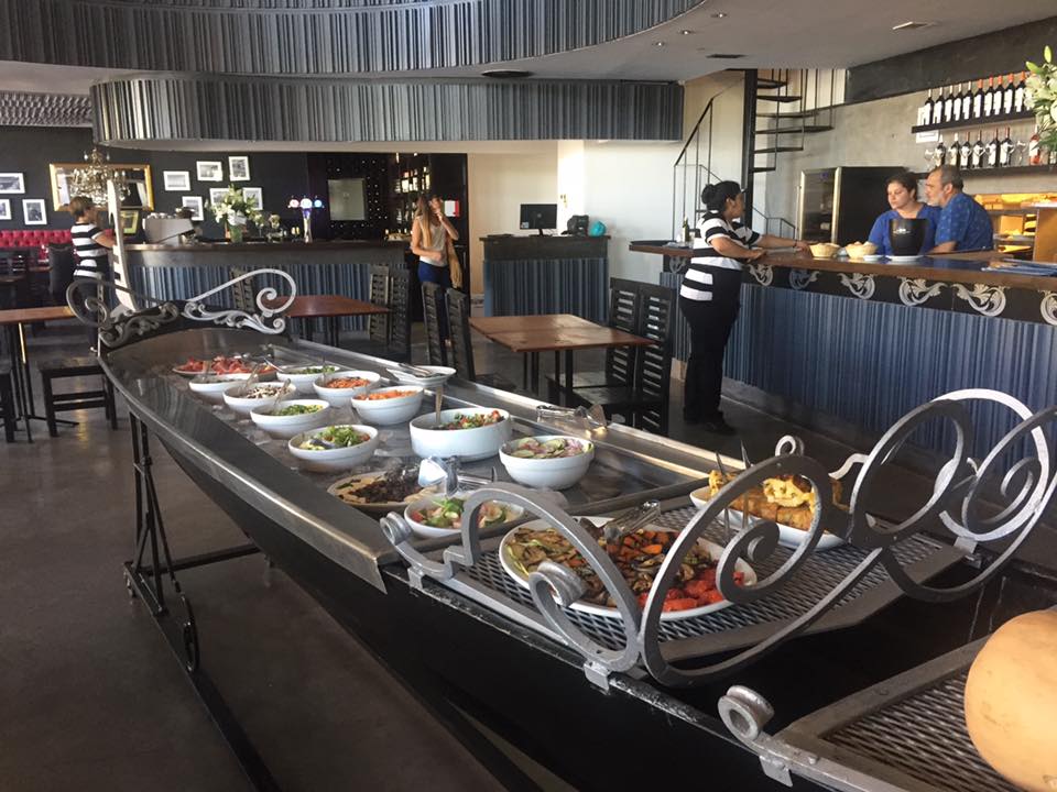 Italia 90. La trattoria recrea un ambiente típicamente italiano para sus clientes.