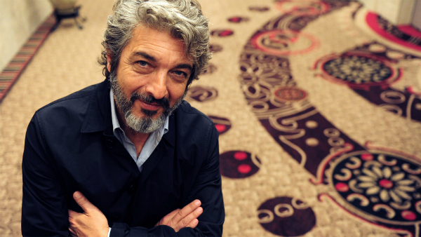 El eterno femenino de una imaginativa pintora