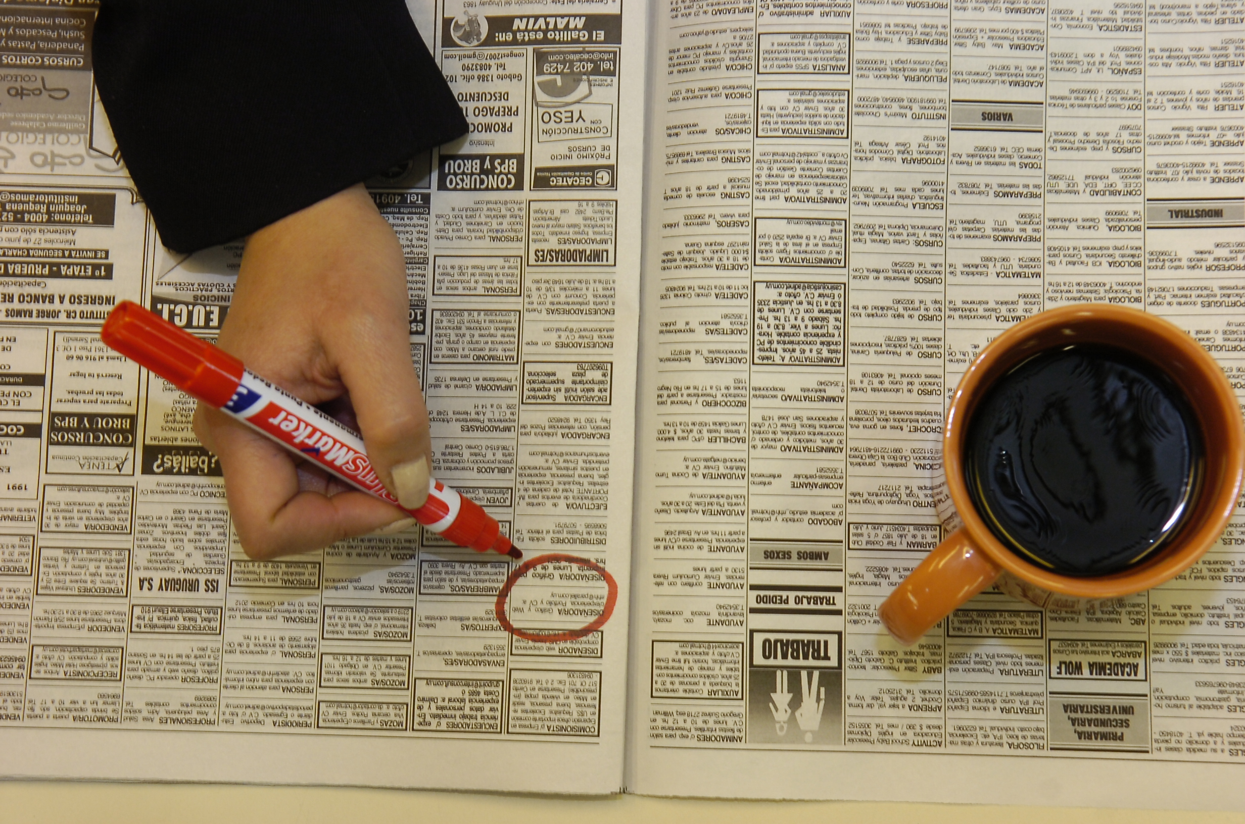 El eterno femenino de una imaginativa pintora