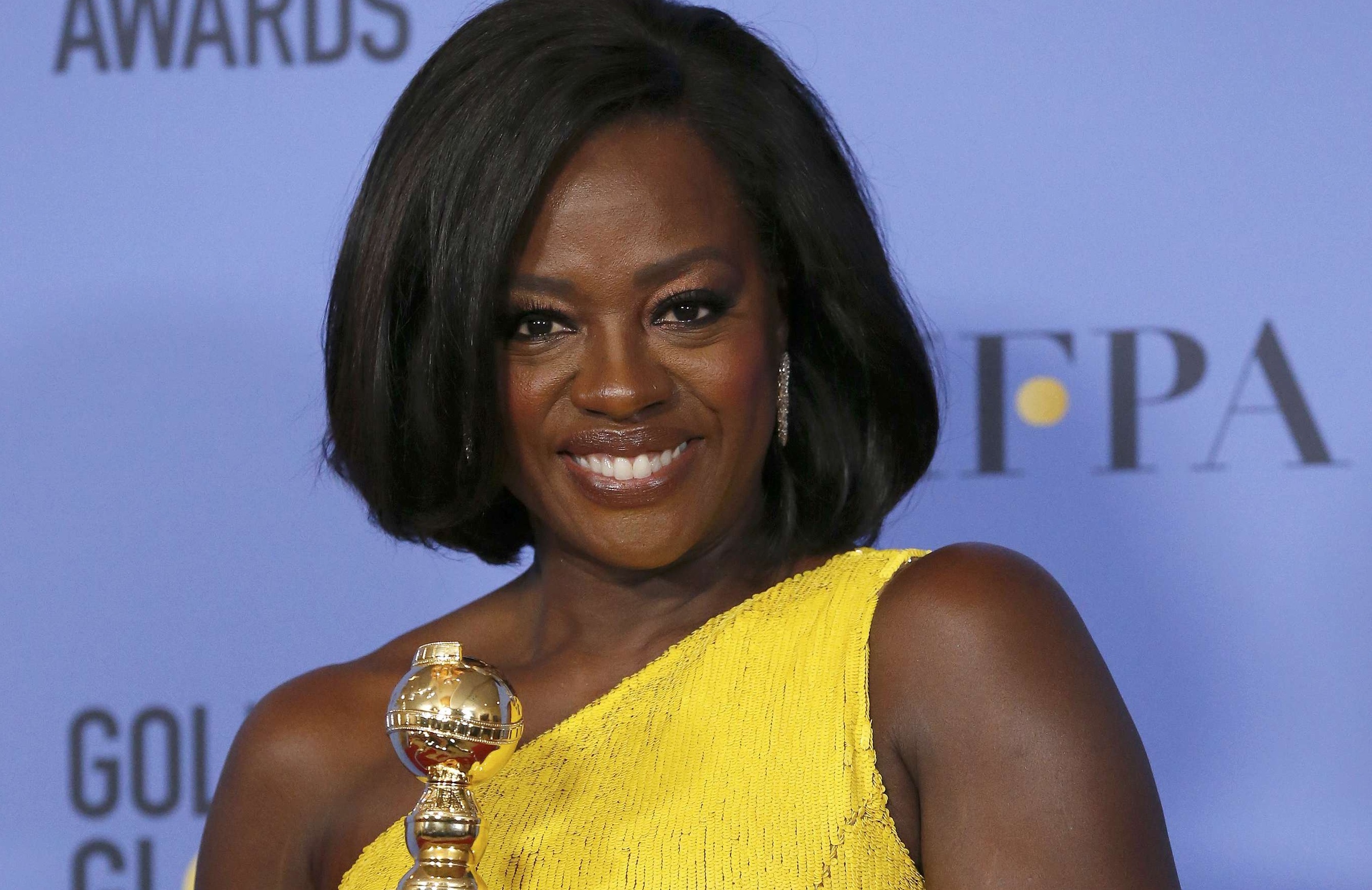 Viola Davis obtuvo su primer Globo de Oro y fue como Actriz de Reparto en <i>Fences.</i>