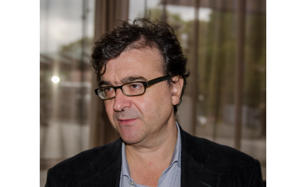 El eterno femenino de una imaginativa pintora