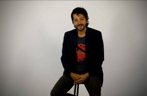 El eterno femenino de una imaginativa pintora