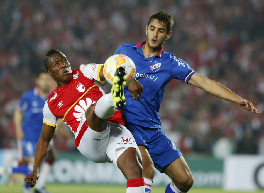 Daniel Angulo en el Santa Fe vs. Nacional de la Sudamericana 2015. Foto: Reuters