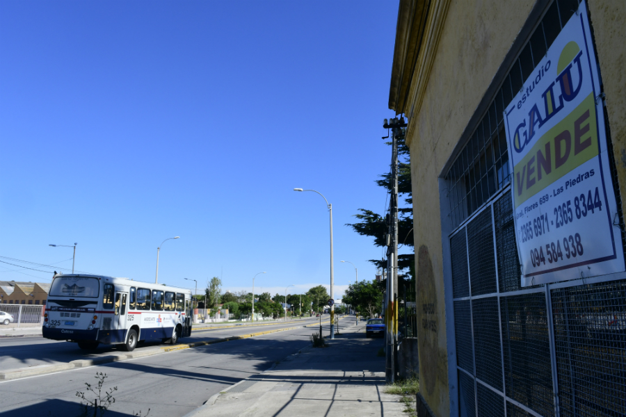 A lo largo de sus 6 kilómetros de extensión, el Corredor Garzón ya muestra falta de mantenimiento. Foto: M. Bonjour