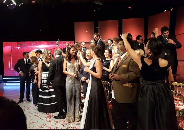 El eterno femenino de una imaginativa pintora