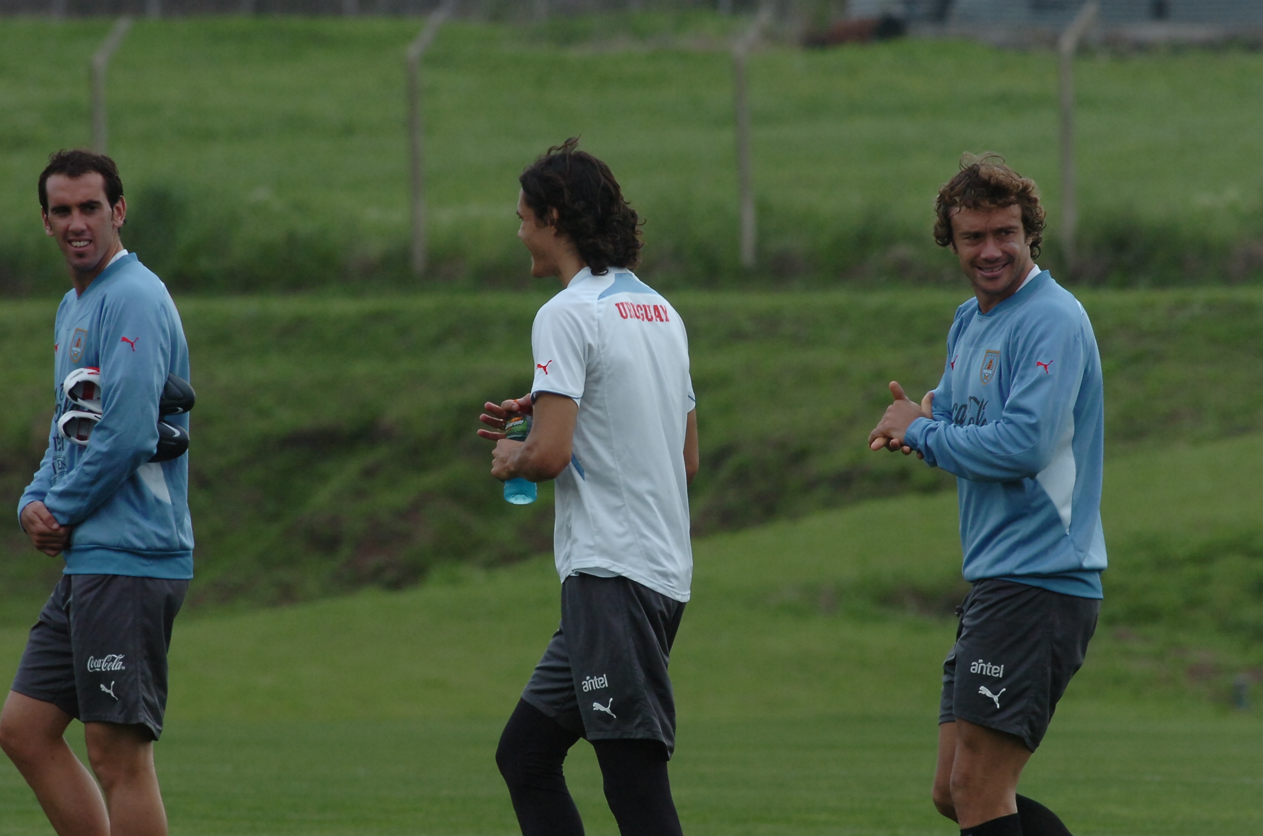 El eterno femenino de una imaginativa pintora