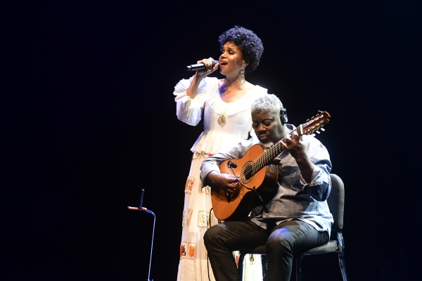 Teresa y Carlinhos Sete Cordas, un genio musical de Niteroi