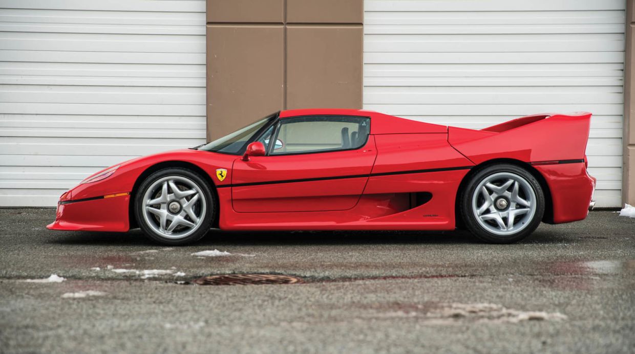 El Ferrari que subastará Mike Tyson. Foto: El Comercio / GDA