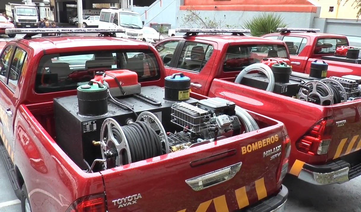 El eterno femenino de una imaginativa pintora