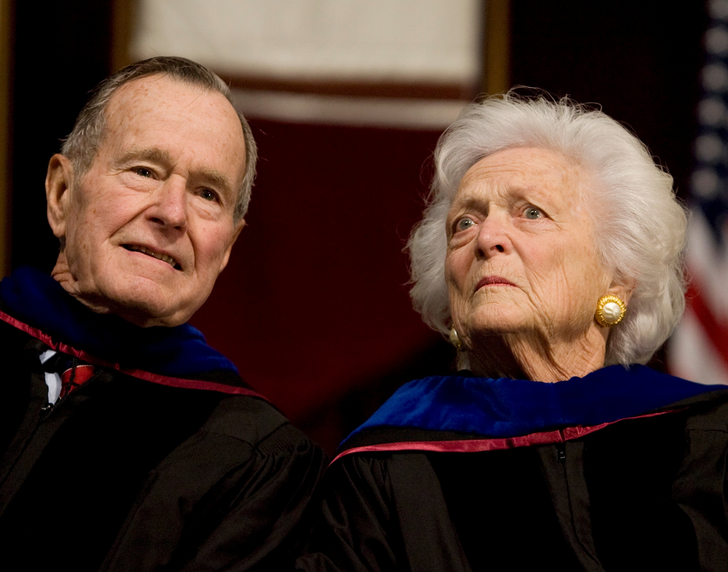 George H.W. Bush junto con su esposa Barbara Bush. Foto: Reuters