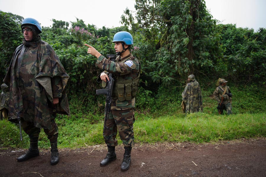 El eterno femenino de una imaginativa pintora