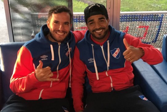 El eterno femenino de una imaginativa pintora