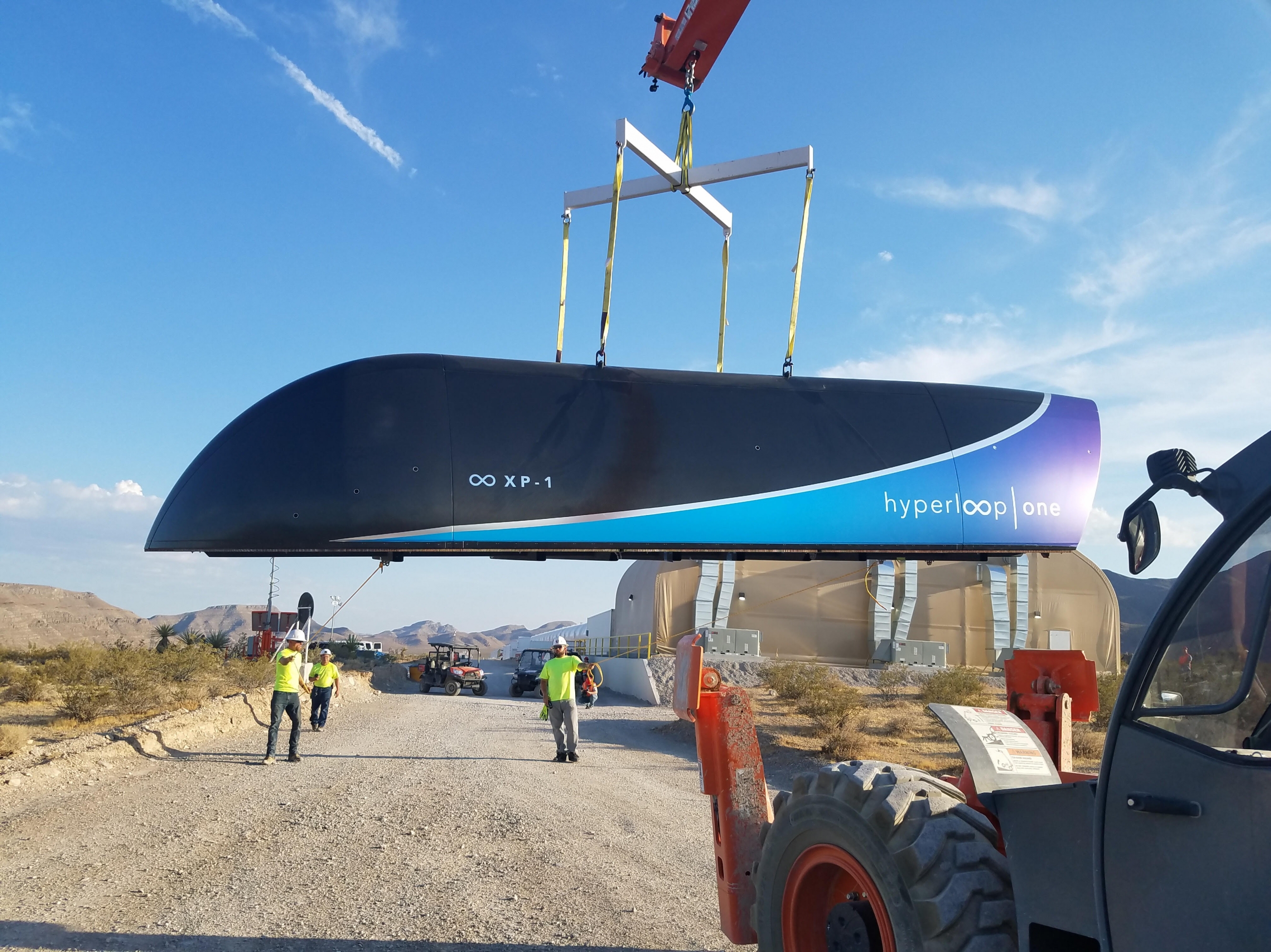 La capsula del Hyperloop durante la prueba. Foto: AFP
