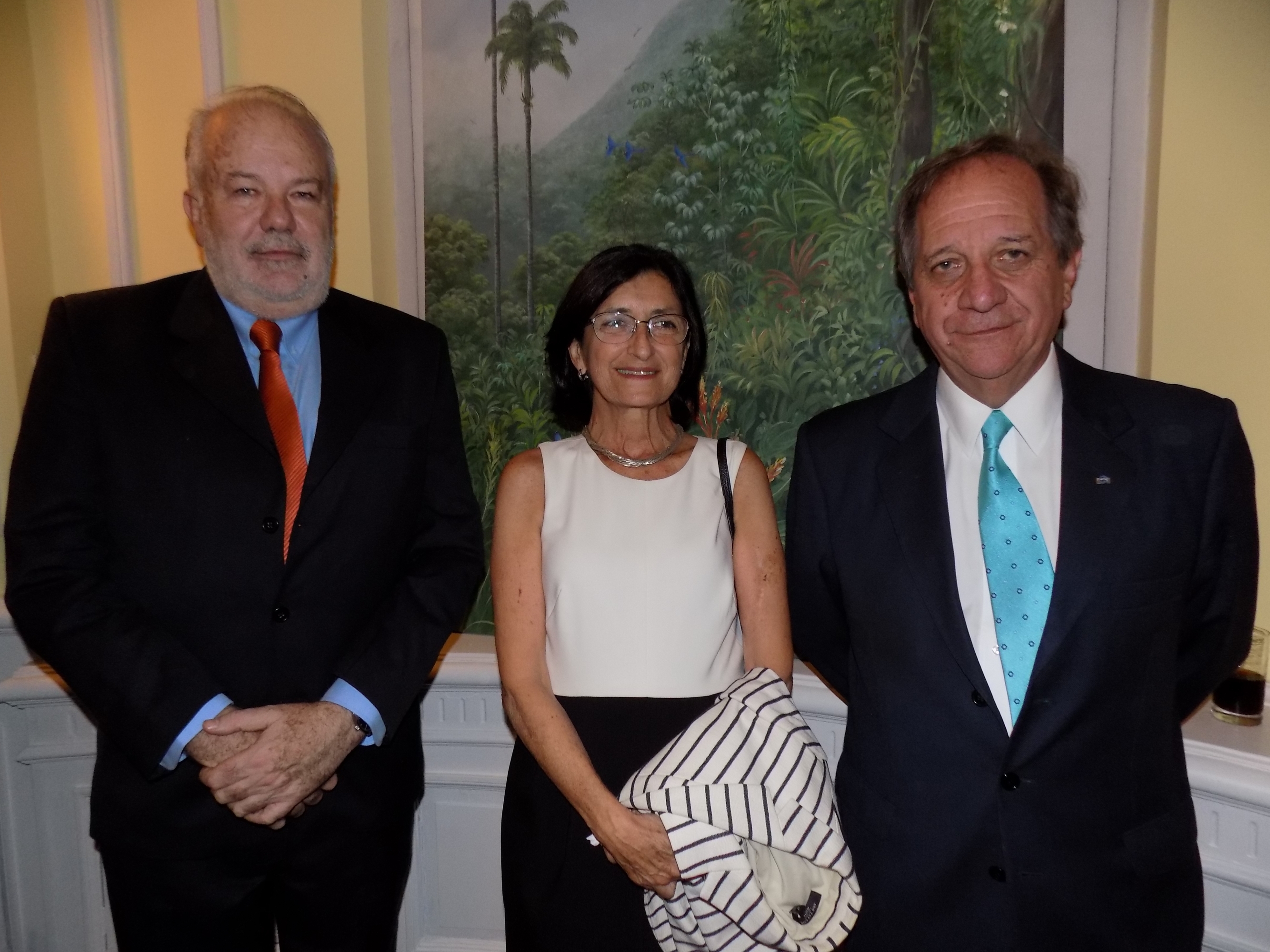 Fernando Loustaunau, Lucía Muci, Sergio Abreu.