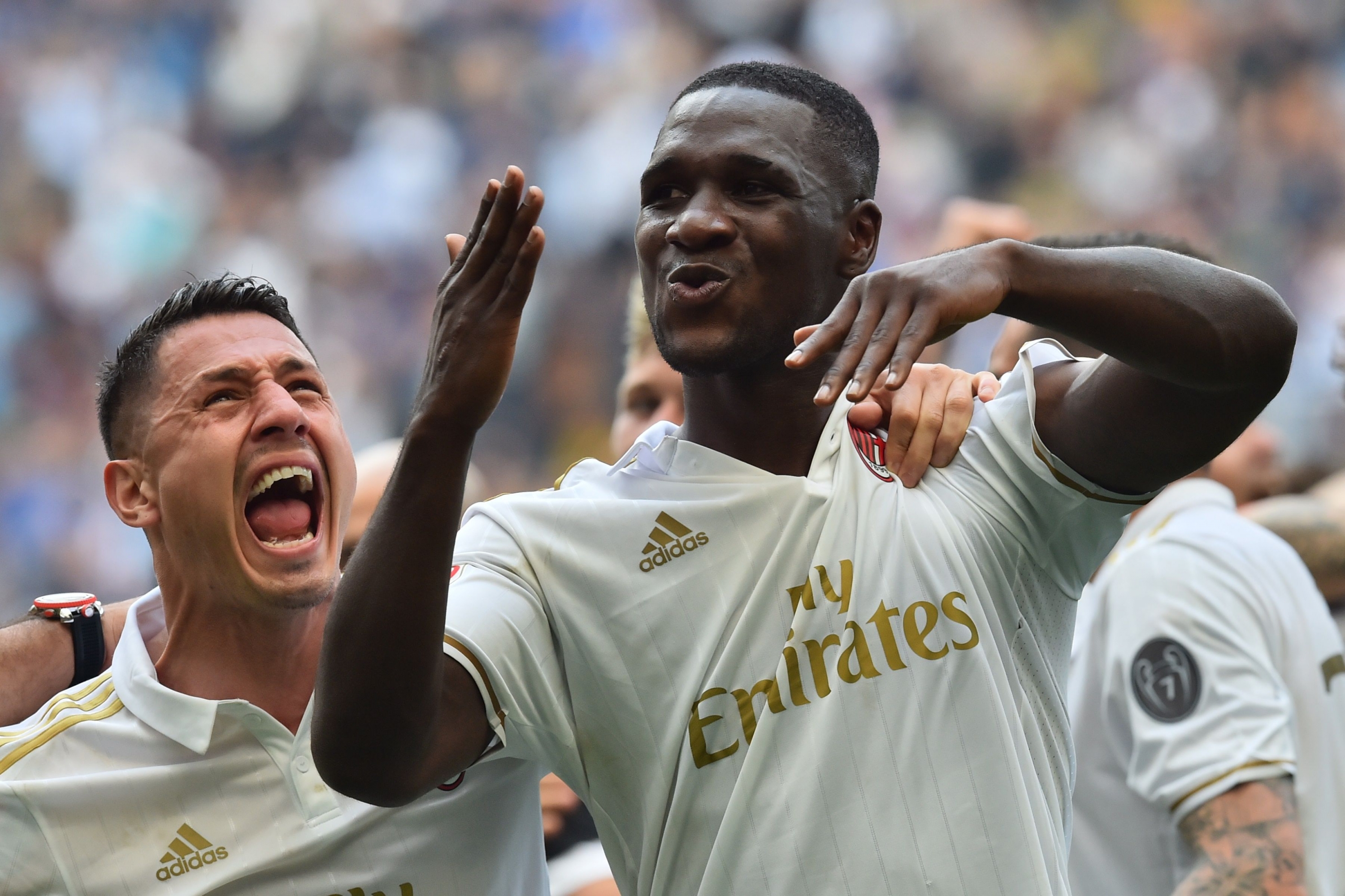 El festejo del colombiano Zapata tras el empate en el último minuto. Foto: AFP
