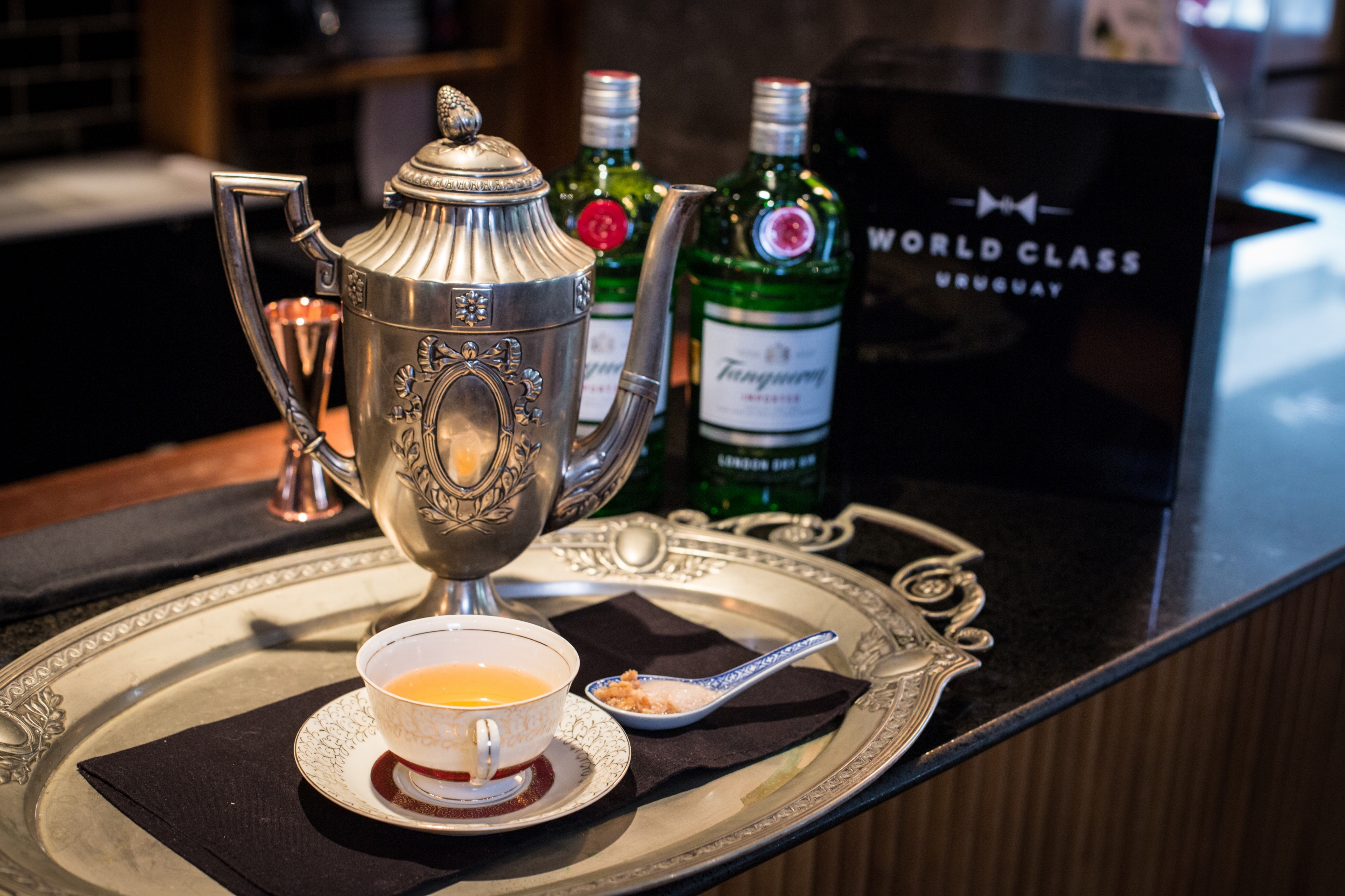 Queen Royal Tanqueray