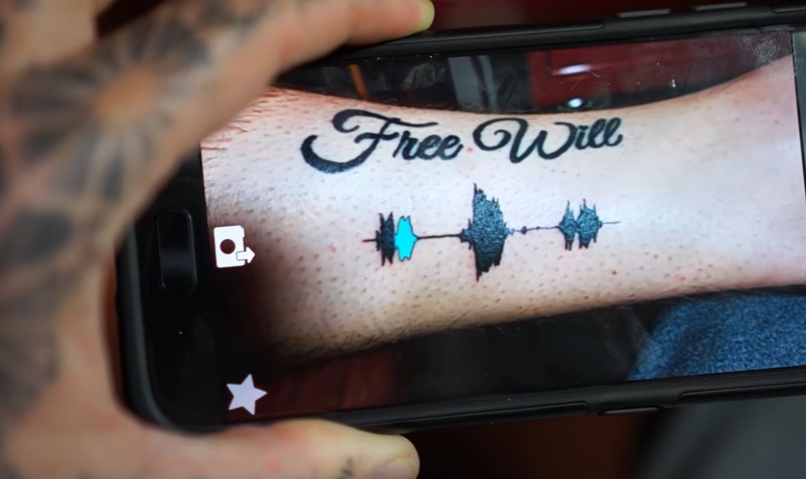 El eterno femenino de una imaginativa pintora