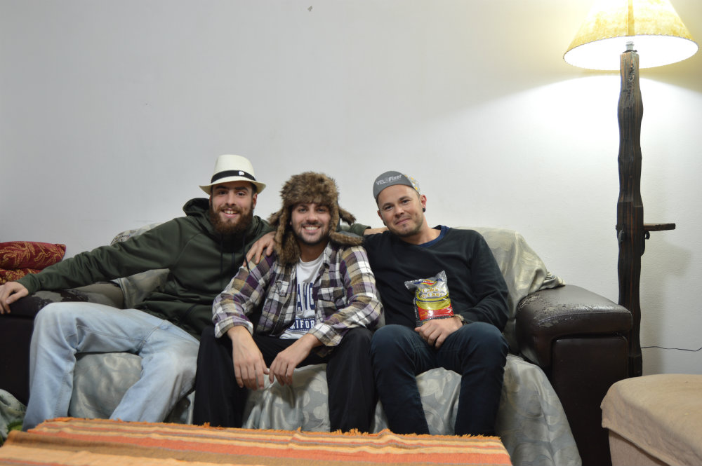 Rodrigo, Agustín y Diego conviven en la
