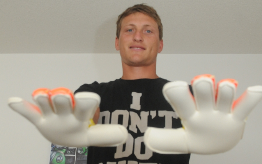 El eterno femenino de una imaginativa pintora