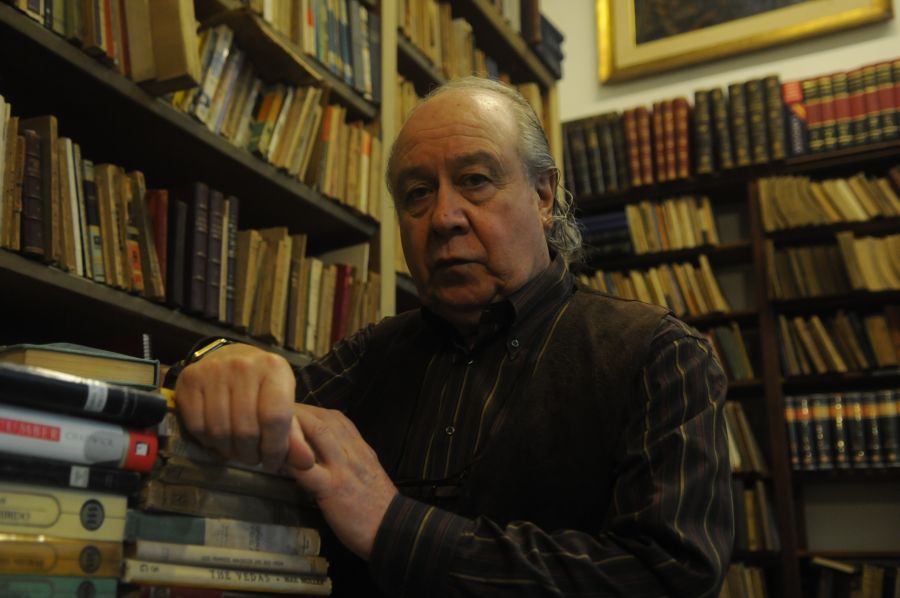 El eterno femenino de una imaginativa pintora