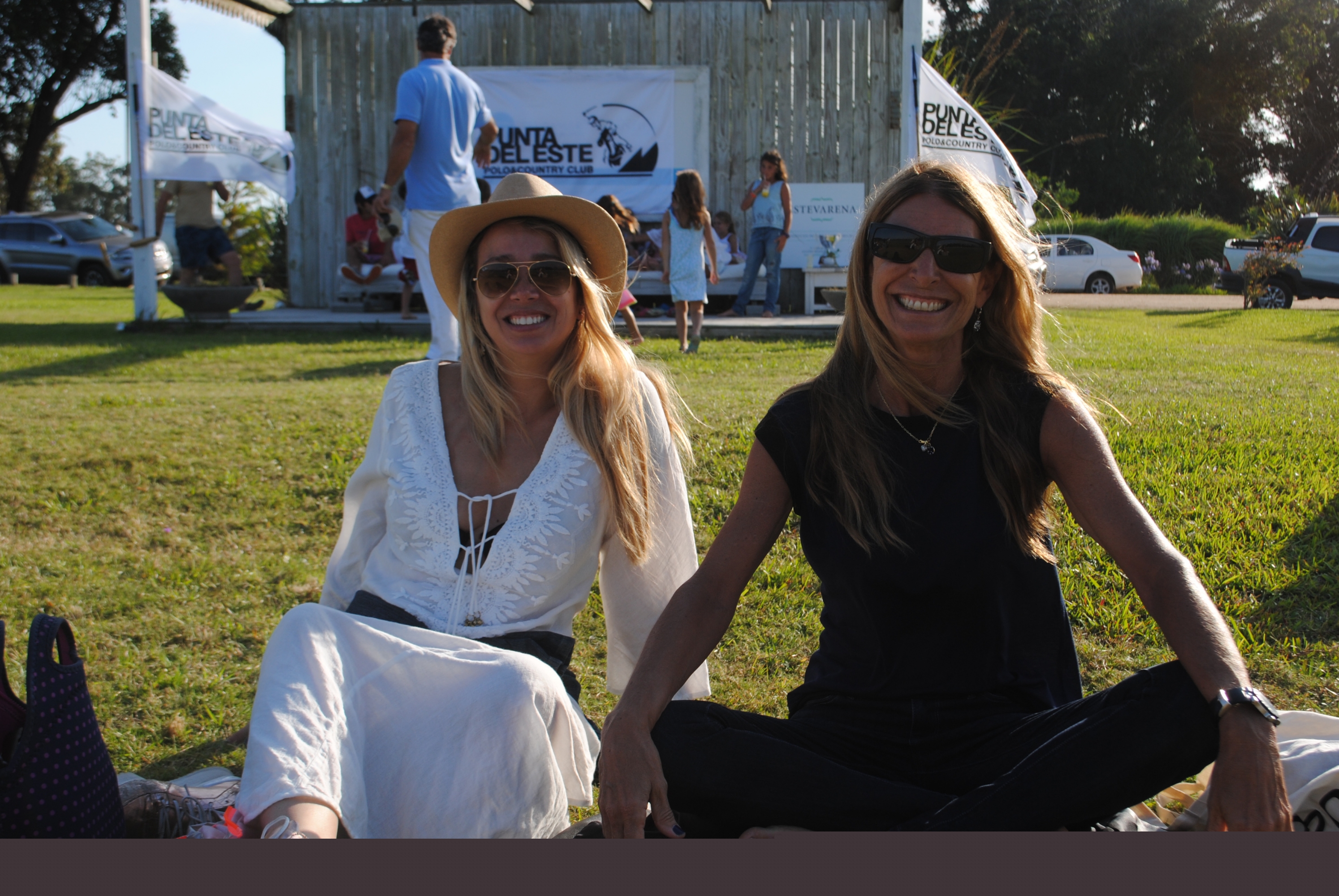 María Senac, Dolores Santamarina.