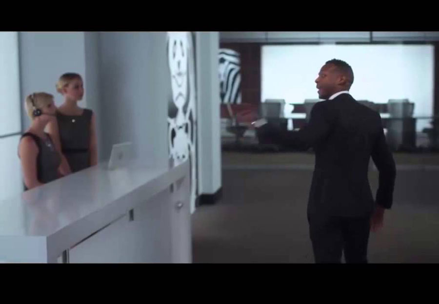 El eterno femenino de una imaginativa pintora