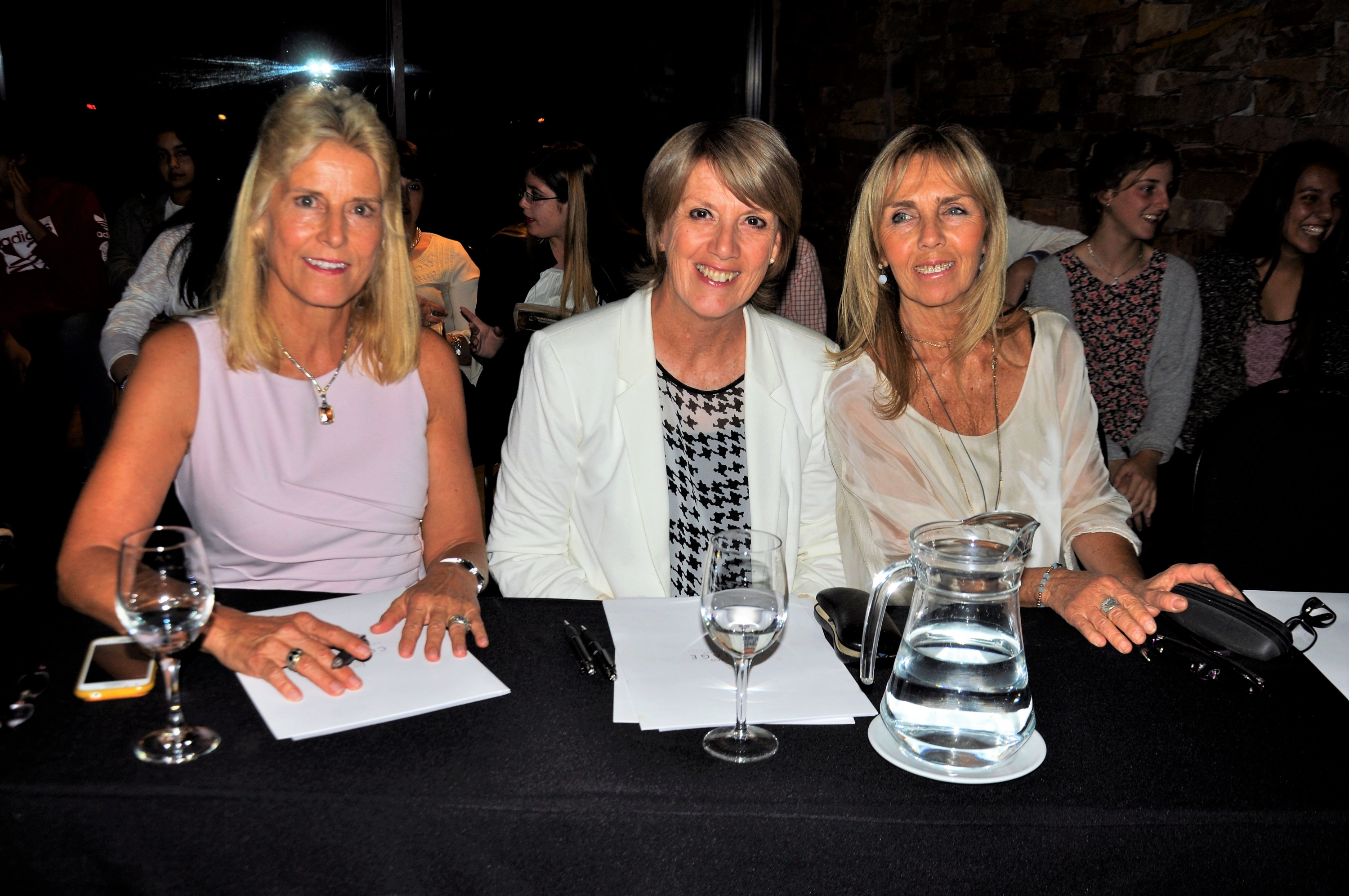 Patricia Cochet , Isabel Fazzio, Carmen Abal.