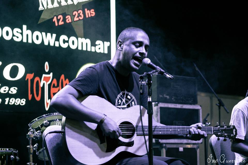 El eterno femenino de una imaginativa pintora