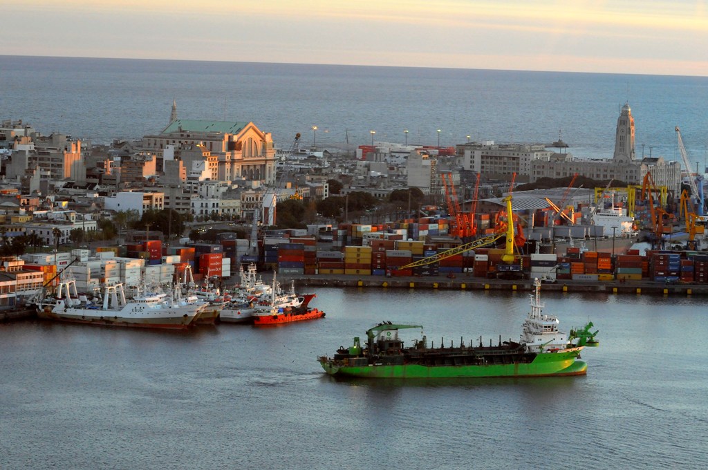 Puerto de Montevideo. Foto: Archivo El País