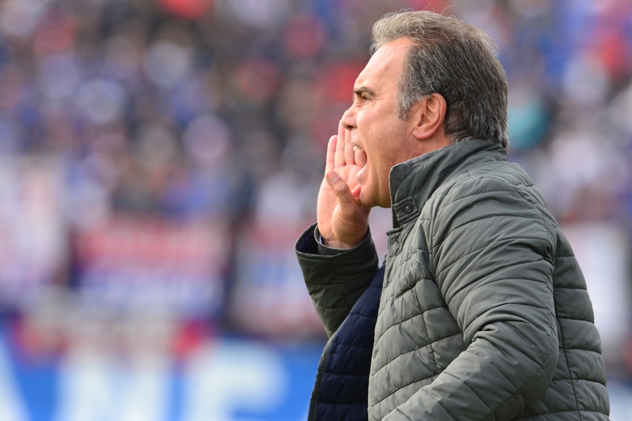 El eterno femenino de una imaginativa pintora