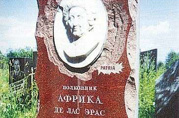 El eterno femenino de una imaginativa pintora