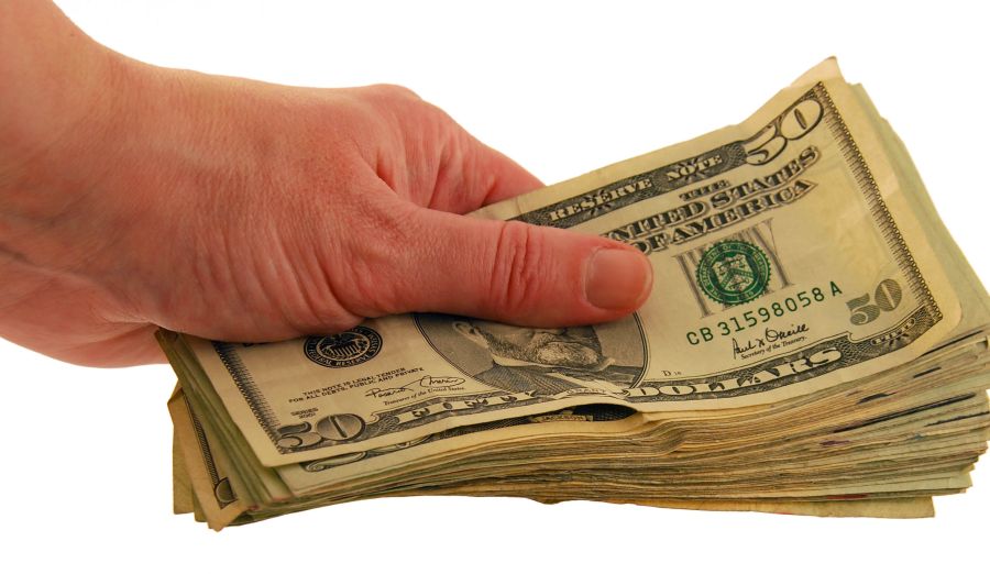 El eterno femenino de una imaginativa pintora