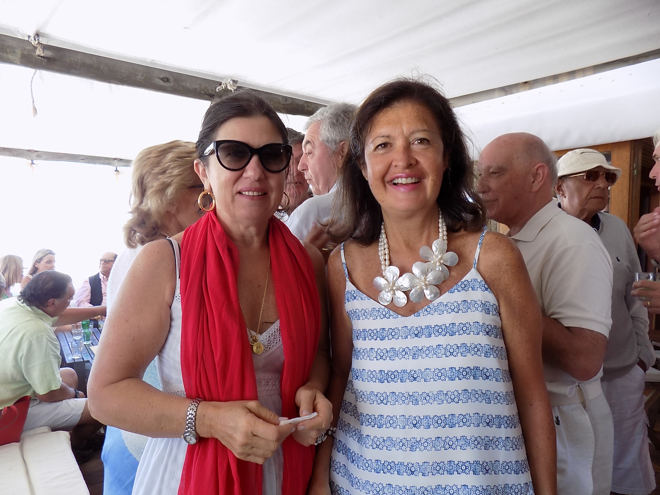 Ana Piccardo de Ceva, Graciela Santa Cruz.