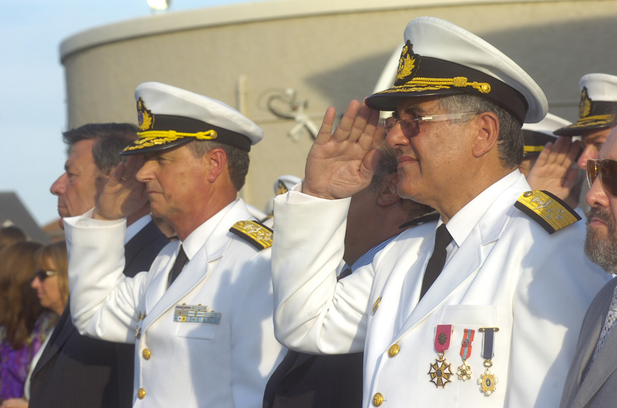 El eterno femenino de una imaginativa pintora