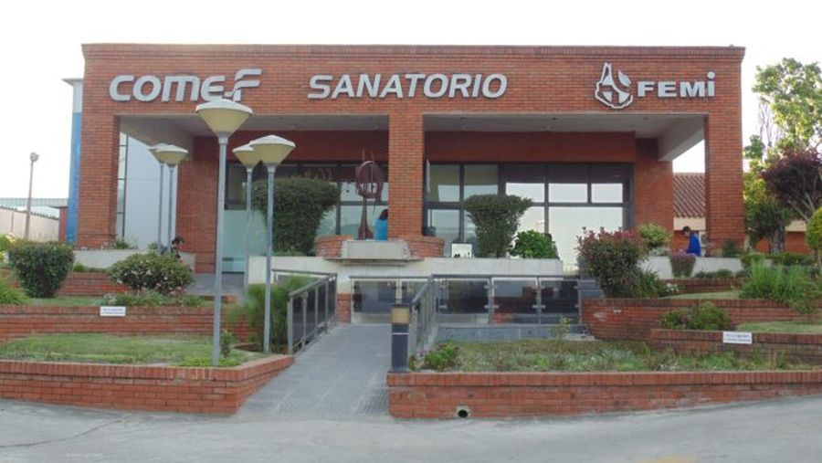 El eterno femenino de una imaginativa pintora