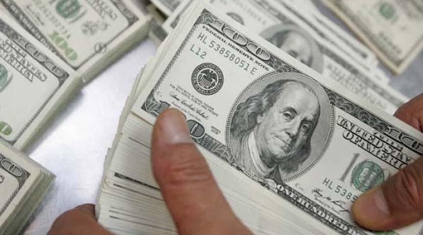 El eterno femenino de una imaginativa pintora