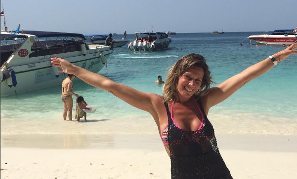 El eterno femenino de una imaginativa pintora